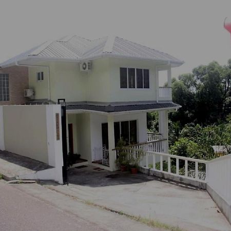 Dusk To Dawn Vila Victoria Exterior foto